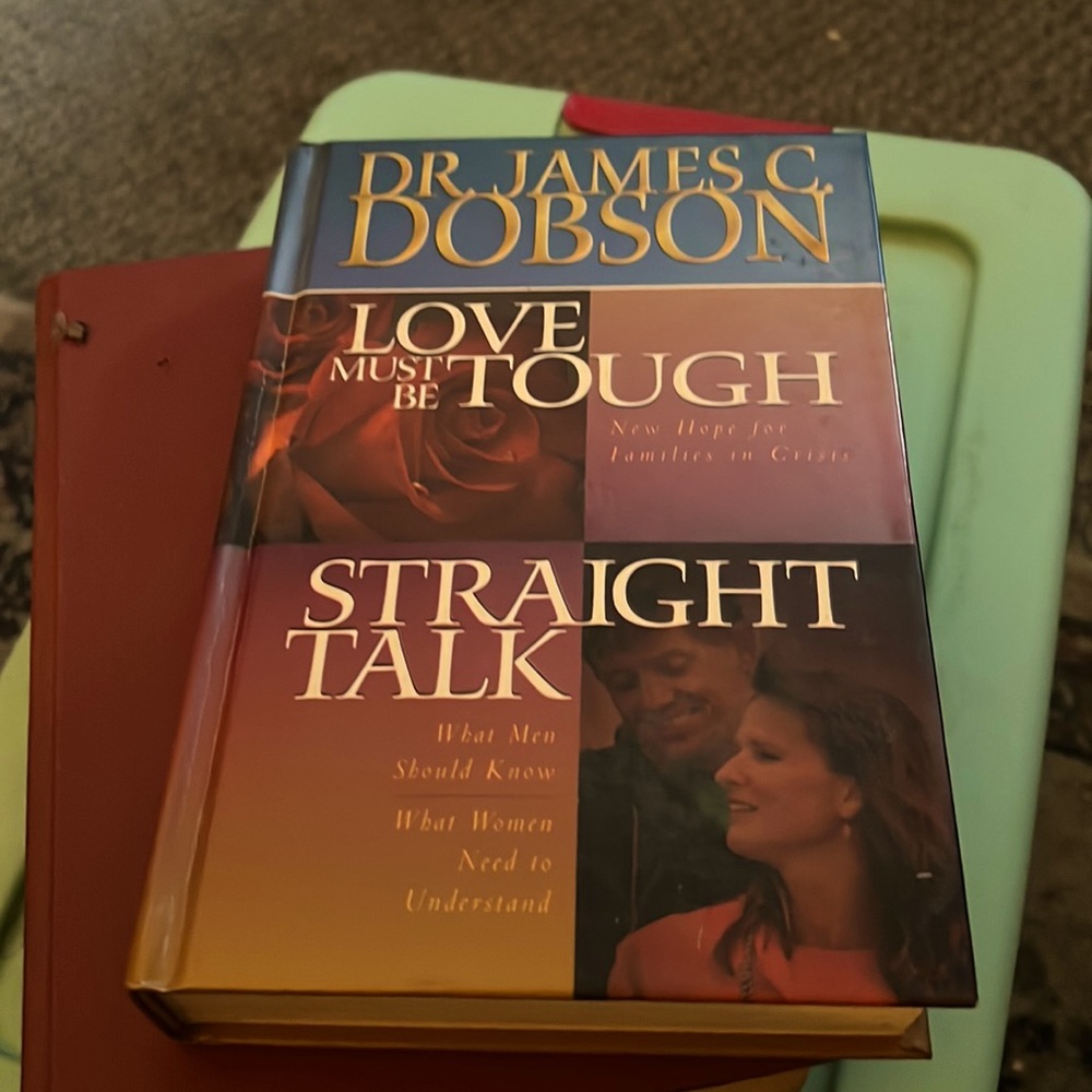 Books - Picture 4 of 6